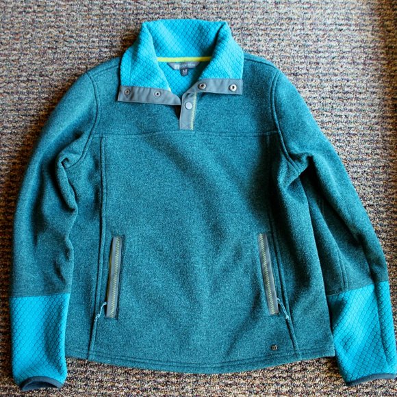 Title Nine jacket - Picture 2 of 5